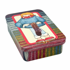Emma Ball  - Sock knitters  pocket tin