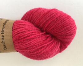 Schaapjeswol Utr. Heuvelrug 270 - Fuchsia - Handgeverfd