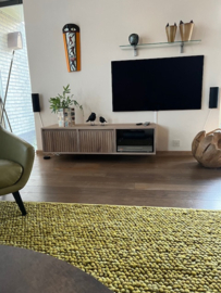 Zwevend tv meubel met 2 lades ribbelfront massief eiken