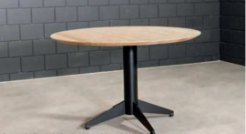 Ronde tafel eikenhout met verjongde rand