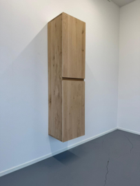 Zwevend badkamerkast met 2 softclose deuren massief eiken 2cm Tilburg