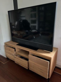 Eiken audio- tv meubel met 3 softclose lades