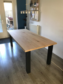 Industriële eettafel, Eiken, U-poten