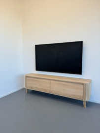 Massief eiken curved tv meubel op pootjes
