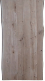 Eettafel eikenhout met natuurlijk gevormde boomkant