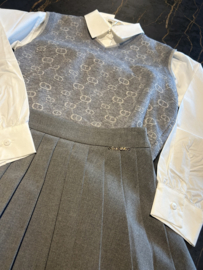 Grijze set rokje blouse en overgooier