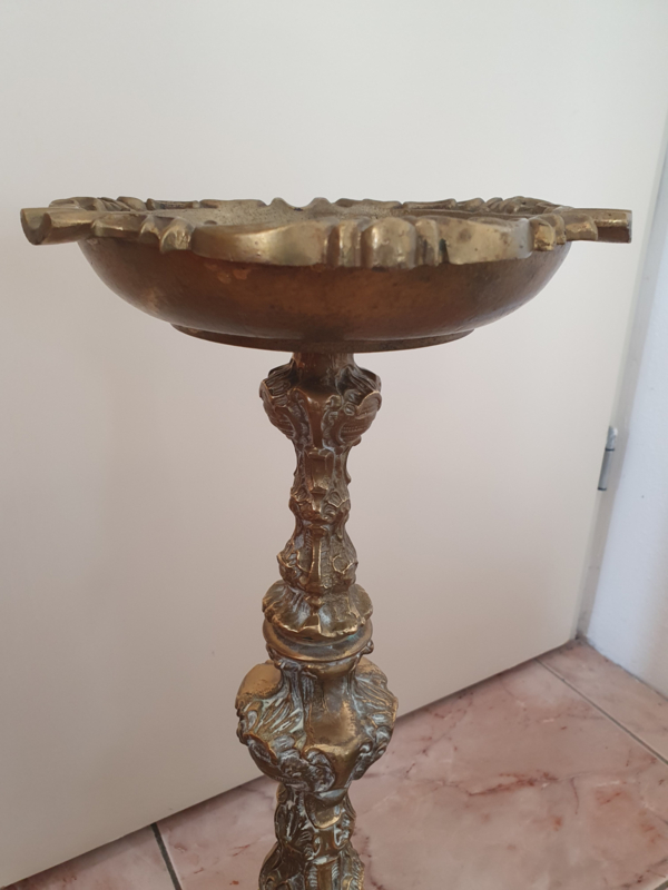 Veilig overdracht als Bronze staande asbak/kandelaar | PortholAntiek - "Antiek, Brocante &  Curiosa" | PortholShop