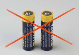 Batterijvervanger - 3x AA of 3x AAA - 3 meter snoer - voor binnen  EE5050