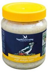 vogelbescherming pindakaas stukjes noot  330gr