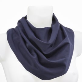 Marineblauwe sjaal