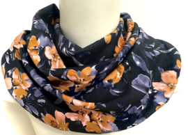 Blauwe slab met paars en camel kleur