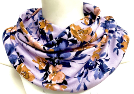 Lila sjaaltje met  blauw en camel