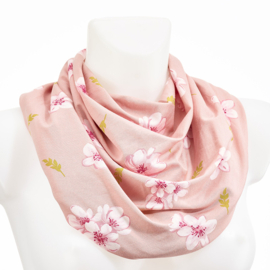 Oudroze sjaal met bloemen