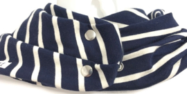 Marineblauw sjaal met witte strepen