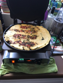 Easy-pancake machine with timer