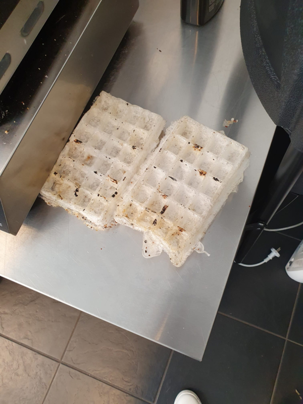 How to Clean a Waffle Iron