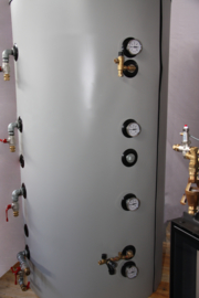 Voorverwarming - 1000L combi buffertank + cv-haard + zonneboiler + cv ketel