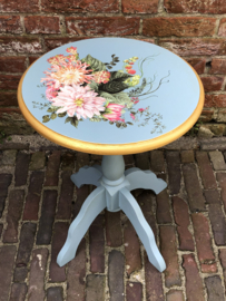 Tafeltje Champness