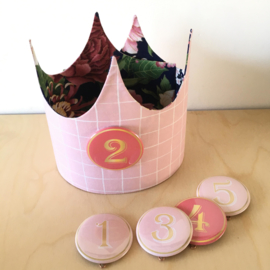 Verjaardagskroon "Sakura/pink grid"