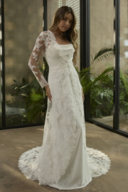 Style BL505 Callista - Beloved - €1.395 (without sleeves or jacket)