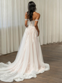 Thorne - Madi Lanes dream dress - €2.195