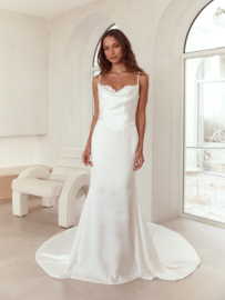 Saga - a long and short wedding dress in one - Serene - €1.750