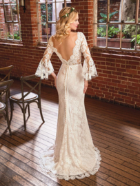 Peyton: an irresistible bohemian wedding dress beauty. €1.595
