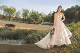 Athena our most  romantic and feminine wedding dress: €1.595