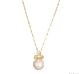 Goudkleurige ketting met parel en zirconia