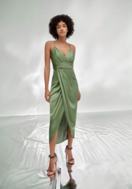 Prachtige saliekleurige jurk in fijn satijn - Vera Mont