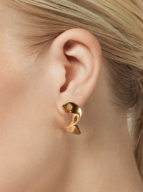 Oorbellen met een twist