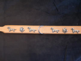 Set beige dubbel lederen halsband met eikenblad  en bijpassende lijn, handgemaakt