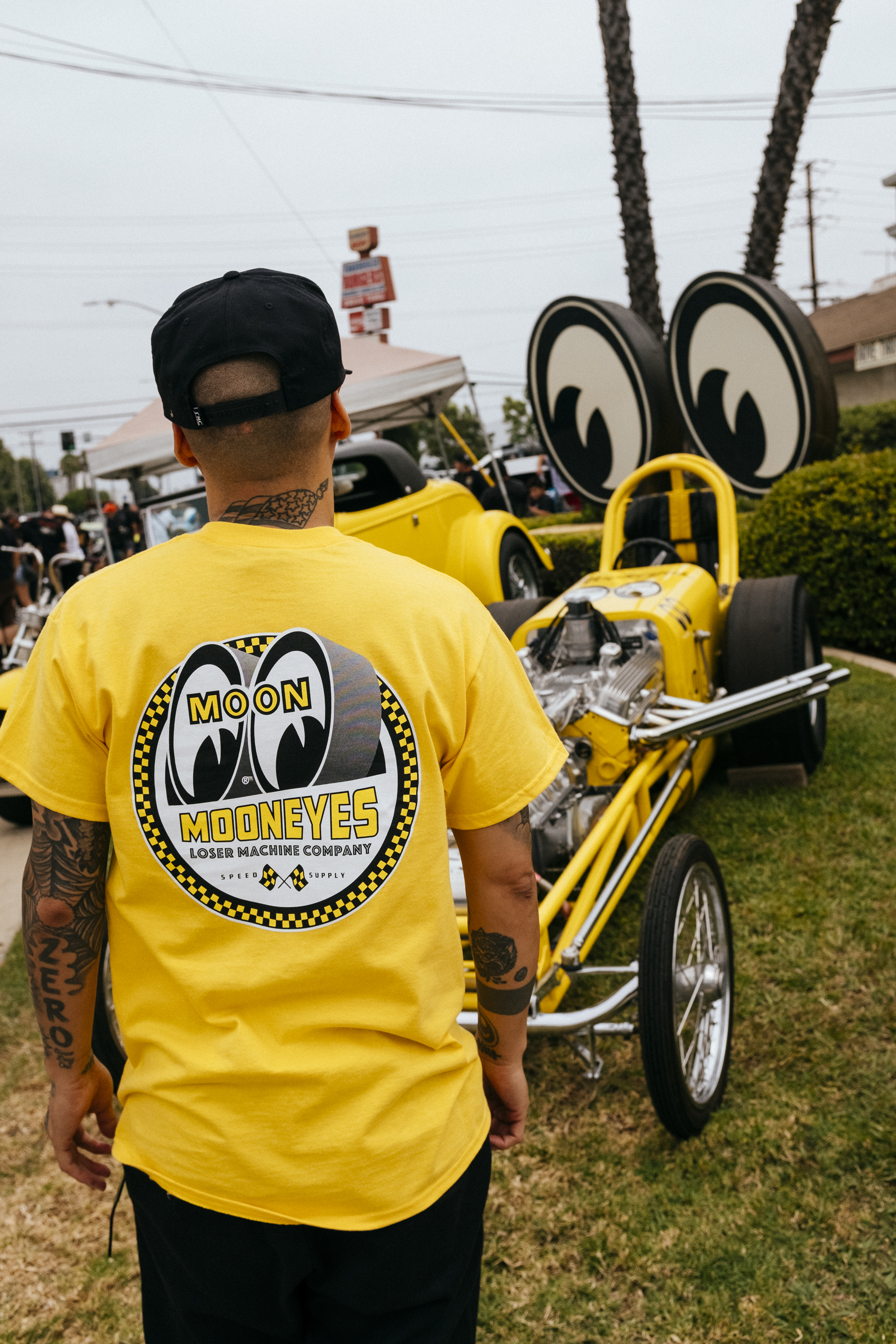LOSER MACHINE X MOONEYES WINNERS CIRCLE T-SHIRT YELLOW