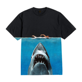 DARK SEAS X JAWS MOVIE POSTER  T-SHIRT BLACK