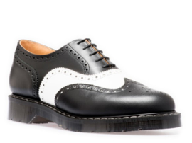 SOLOVAIR  BLACK & WHITE 5 EYE BROGUE SHOE