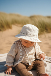 Baby Zomerhoedje - Madelief - Crème Wit