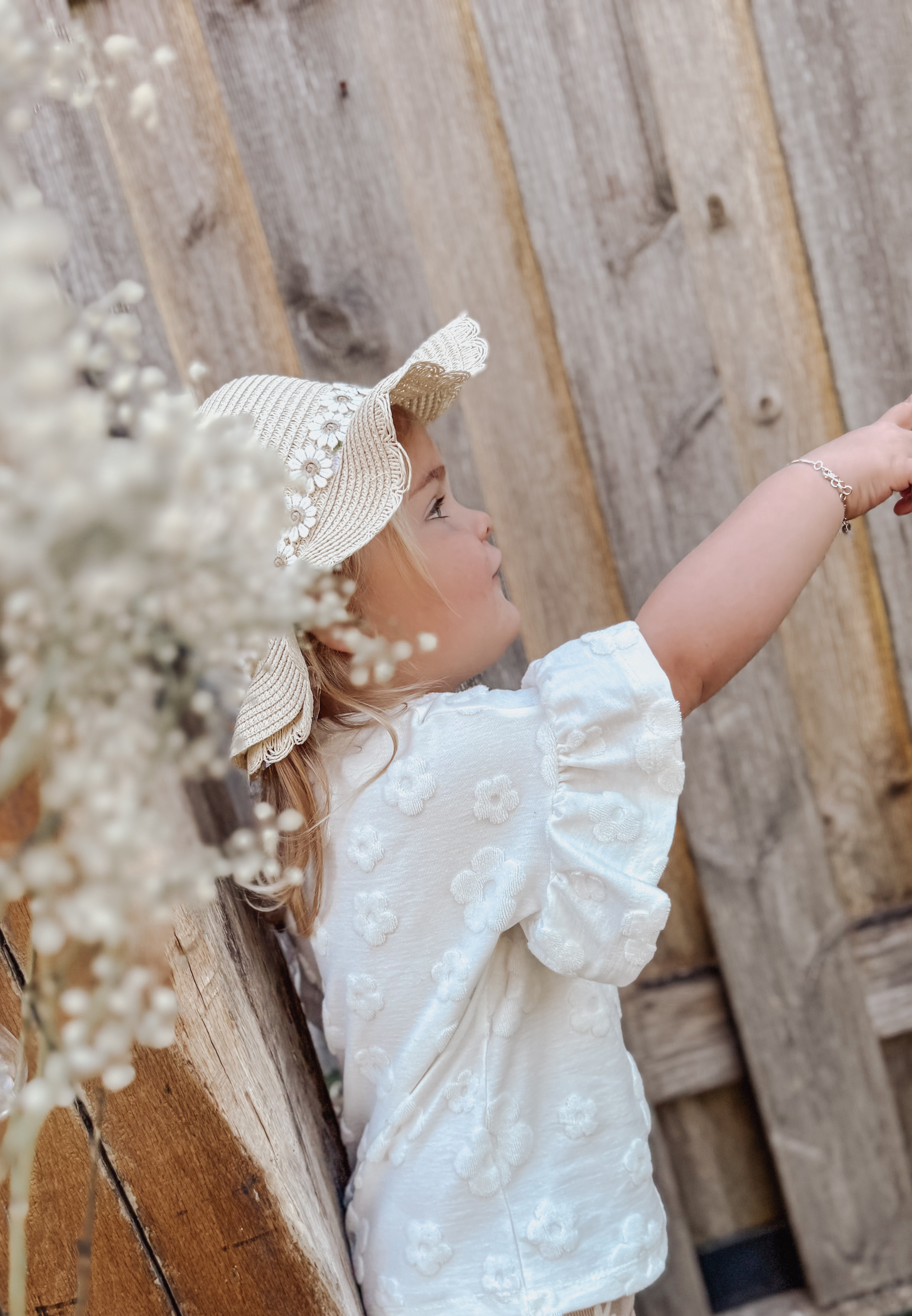 Ruffle Shirt - Daisy
