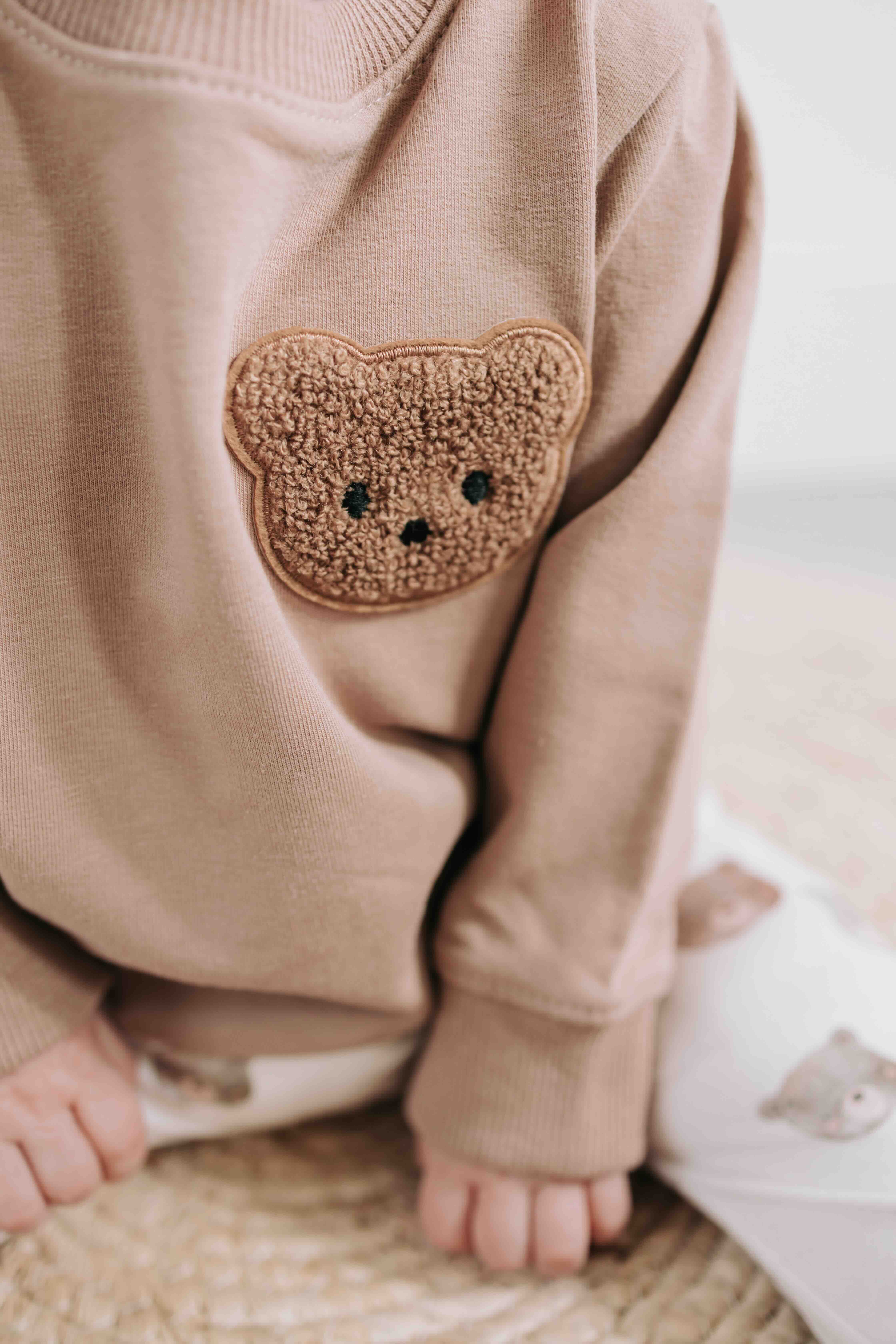 Sweater - Mokka Bear Patch