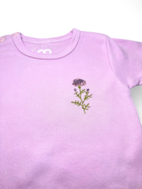 T-shirt Lila Flower - Geborduurd