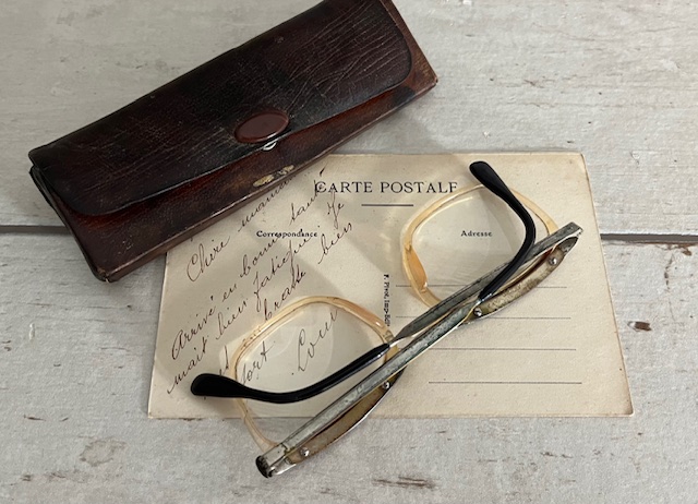 Franse vintage bril vlindermodel circa 1960 in originele etui