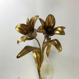 Vergulde wandlamp met lelies circa 1960