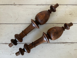 Set van twee houten vintage Franse balusters