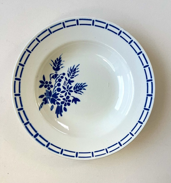 Badonviller diep bord soepbord blauwe bloemen en rand