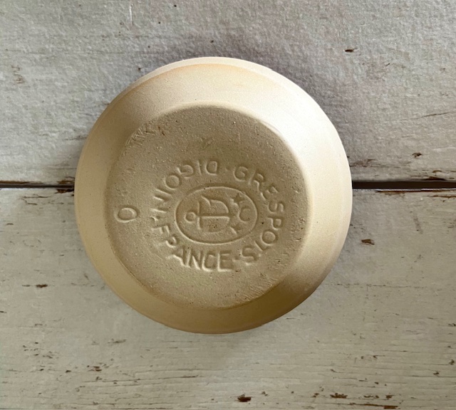 Digoin Sarreguemines bowl zandkleurig met donkerbruine rand