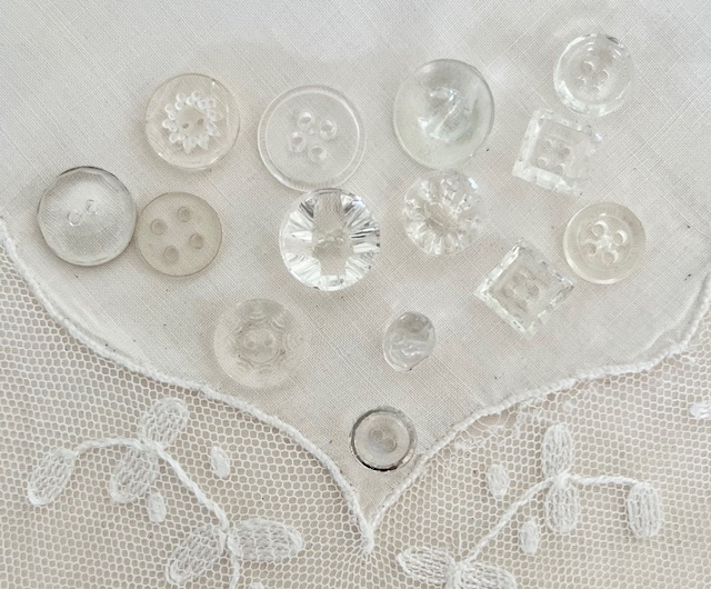 Franse vintage glazen knoopjes