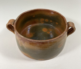 Vallauris Franse aardewerk schaal / pot met oren