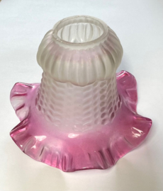 Vintage Frans gematteerd en roze glazen kapje