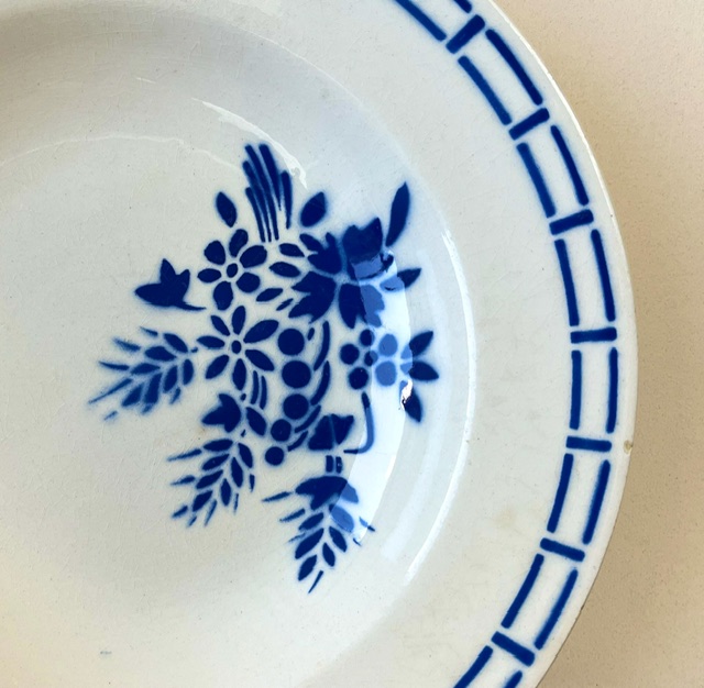 Badonviller diep bord soepbord blauwe bloemen en rand