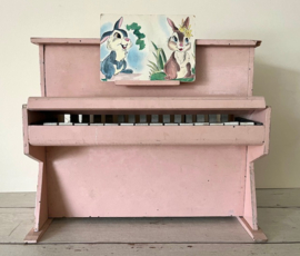 Vintage roze houten kinderpiano speelgoed pianocolor JRAAS