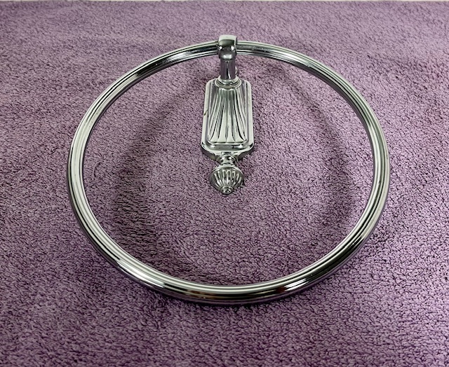 Vintage Frans dubbel metalen handdoekenrek met ring en extra houder met haken